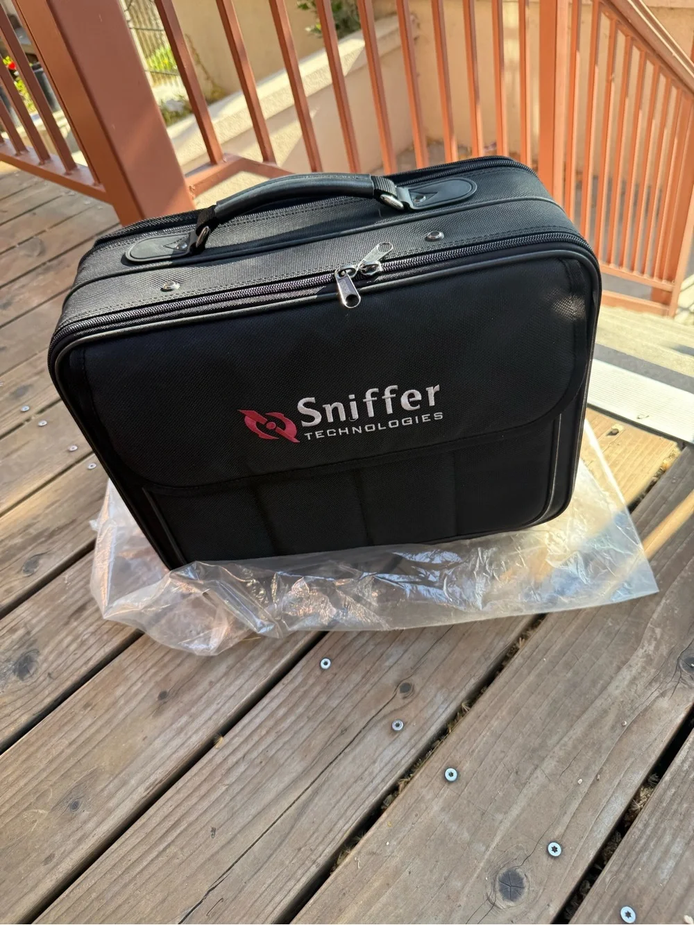 Sniffer Technologies Black Portable Gear Bag